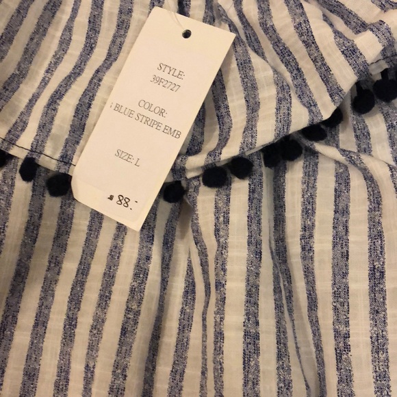 Top - Picture 2 of 4